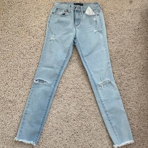 Aeropostale, size 0, ripped blue jeans